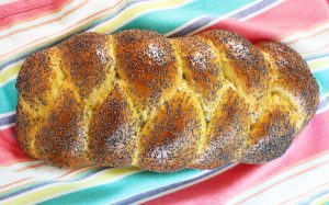 Braided Egg Bread with Poppy Seeds