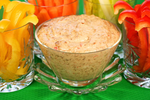 Caramelized Onion Dip with Roasted Red Pepper