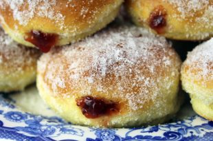 Pączki - Polish Doughnuts