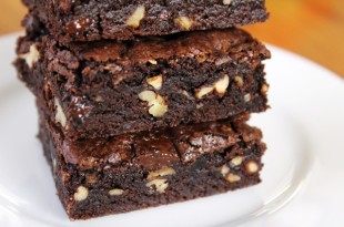 Dark Chocolate Fudge Brownies