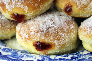 Paczki (Polish Doughnuts)