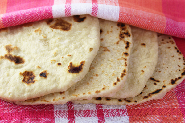 Flat pan for cooking piadina, crepes or tortillas