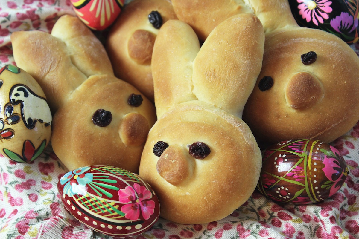 How To Make Easter Bunny Buns