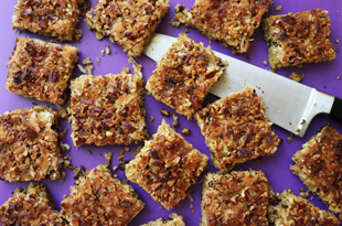 Crispy Top Oatmeal Bars