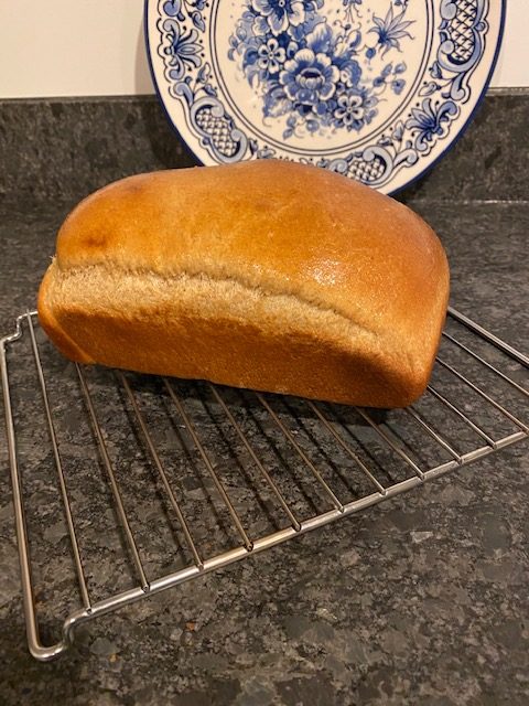 Easy Sandwich Bread Recipe