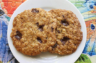 Chewy Oatmeal Choc. Chunk Cookies