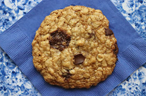 Whole Wheat Oatmeal Chocolate Chunk Cookies