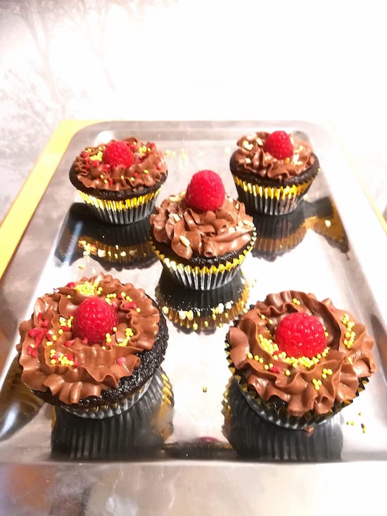 Chocolatecupcakes_raspberry